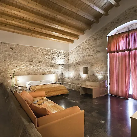 Hotel Casato Licitra 4*